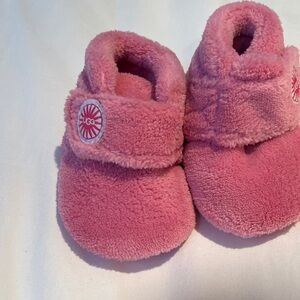Pink Ugg baby booties like new condition